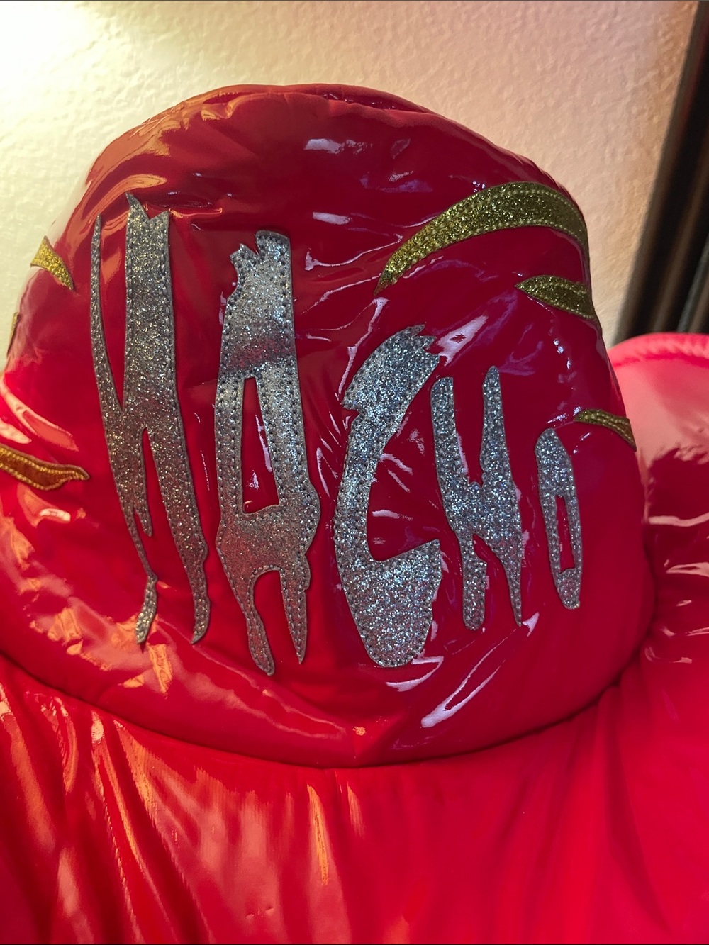 WWE Vinyl Cowboy Hat with Silver Flame Detailing Macho Man Halloween Costume Hat - Picture 2 of 6
